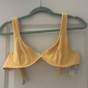 abercrombie underwire bikini top in yellow size medium